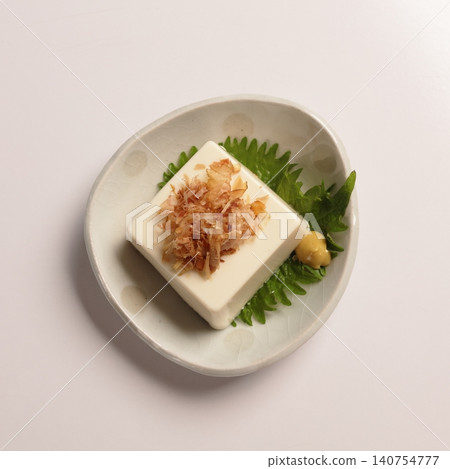 Hiyayakko（冷豆腐） 140754777