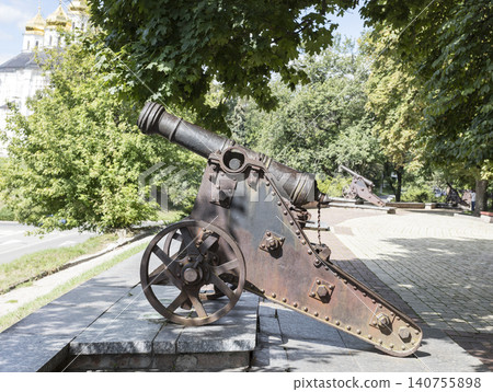 old cannon, Chernigov in Ukraine old cannon, Chernigov in Ukraine 140755898
