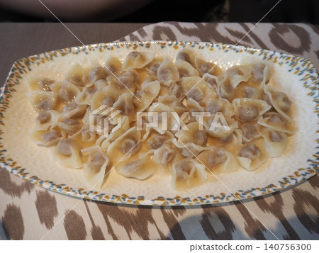 dumpling, pelmeny, jiaoz 140756300