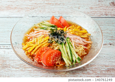 chilled Chinese noodles chilled Chinese noodles 140761249