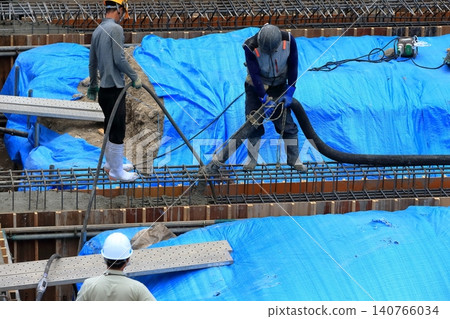 Concrete pouring status for underground beams Concrete pouring status for underground beams 140766034