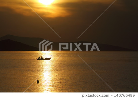 Seaside town of Turgutreis and spectacular sunsets 140766499