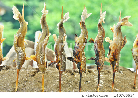 [Salt-grilled sweetfish] 140766634