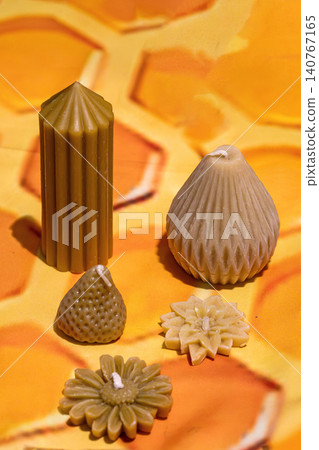 Decorative scented candles market 140767165
