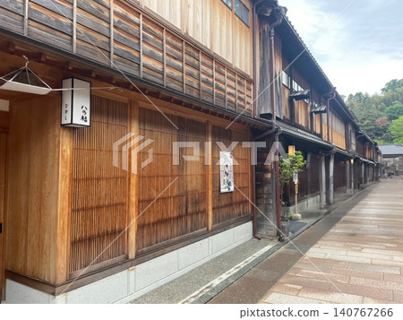 Charming old Japanese townscapes and wooden buildings Charming old Japanese townscapes and wooden buildings 140767266
