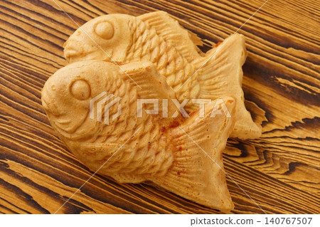 美味的鯛魚燒(日式魚形蛋糕)-日式甜點 美味的鯛魚燒(日式魚形蛋糕)-日式甜點 140767507