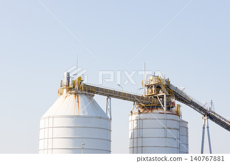 Storage tanks and conveyors at Takasago Industrial Facility (Takasago City, Hyogo Prefecture) Storage tanks and conveyors at Takasago Industrial Facility (Takasago City, Hyogo Prefecture) 140767881
