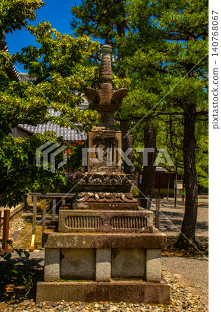Rozanji Temple: The blessings of Gansan Daishi Ryogen's demon-slaying: Protection from epidemics, protection from evil spirits Rozanji Temple: The blessings of Gansan Daishi Ryogen's demon-slaying: Protection from epidemics, protection from evil spirits 140768067
