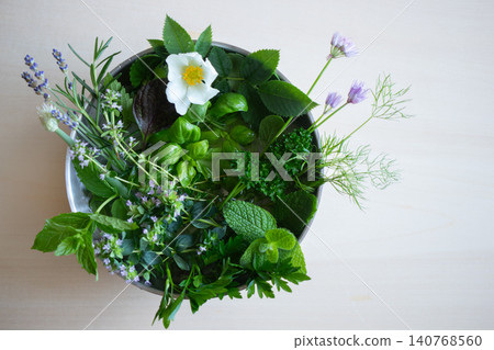 Images of various herbs (3) 140768560