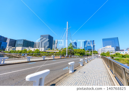 Urban landscape of Konan, Minato Ward, Tokyo: Hamaji Bridge over the Takahama Canal Urban landscape of Konan, Minato Ward, Tokyo: Hamaji Bridge over the Takahama Canal 140768825