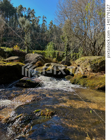 Water stream near Fecha de Barjas waterfall Water stream near Fecha de Barjas waterfall 140776127
