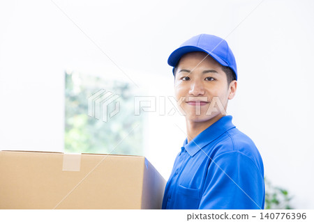 搬家公司-男性員工肖像 搬家公司-男性員工肖像 140776396