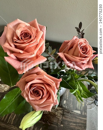 Roses in a vase in Los Angeles Roses in a vase in Los Angeles 140778280