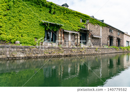 《Hokkaido》Japanese Urban Landscape: A view of the Otaru Canal and surrounding townscape (June 2026) 《Hokkaido》Japanese Urban Landscape: A view of the Otaru Canal and surrounding townscape (June 2026) 140779582