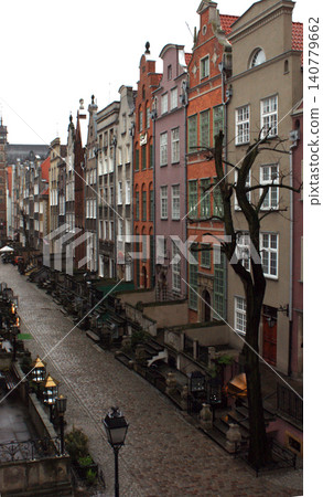 Old town square buildings in the market square Gdansk, Poland three archways Old town square buildings in the market square Gdansk, Poland three archways 140779662