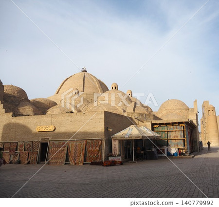 Taki Bazaar 140779992