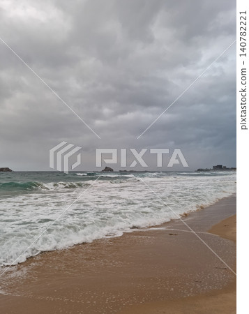 sea sea 140782221