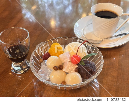 白玉奶油餡蜜套裝 白玉奶油餡蜜套裝 140782482