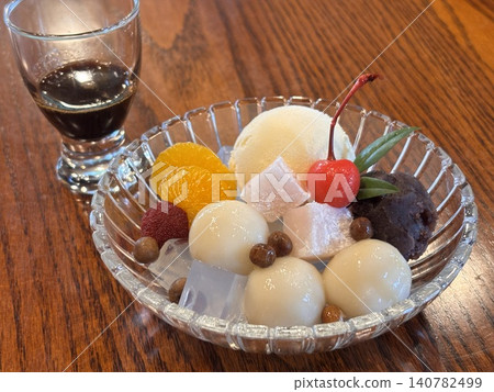 白玉奶油餡蜜套裝 白玉奶油餡蜜套裝 140782499