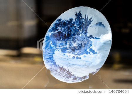 京都傳統工藝品:青花瓷盤(京都府東山茶碗坂) 京都傳統工藝品:青花瓷盤(京都府東山茶碗坂) 140784094