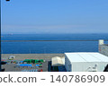 A clear blue sky and Tokyo Bay. The liberating summer sea of Higashi-Ogishima, Kawasaki. 140786909