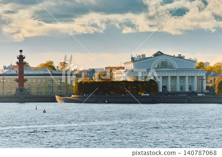 Russia, St.Petersburg, Old stock exchange building, pleasure boats in the Neva River at sunset, the drawbridge Palace, the cabinet of curiosities Museum, Rostral columns, shipyards Russia, St.Petersburg, Old stock exchange building, pleasure boats in the Neva River at sunset, the drawbridge Palace, the cabinet of curiosities Museum, Rostral columns, shipyards 140787068