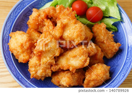 Deep-fried chicken Deep-fried chicken 140789926
