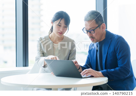 女商人教她的老闆計算機 140790215