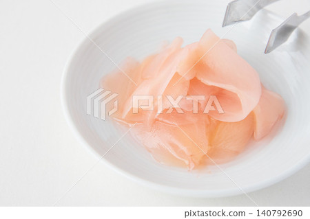 Refreshing pickled ginger in sweet vinegar Refreshing pickled ginger in sweet vinegar 140792690