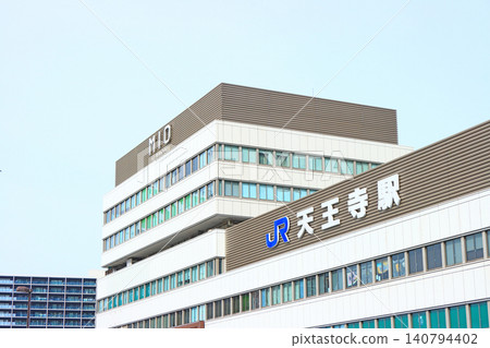 Scenery of Tennoji Station, Osaka City, Osaka Prefecture 140794402