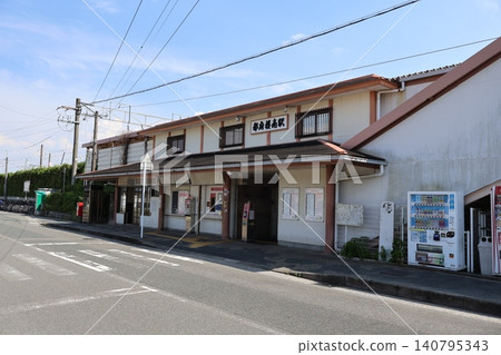 Exterior view of JR Tofuro-Minami Station (Dazaifu City, Fukuoka Prefecture) Exterior view of JR Tofuro-Minami Station (Dazaifu City, Fukuoka Prefecture) 140795343