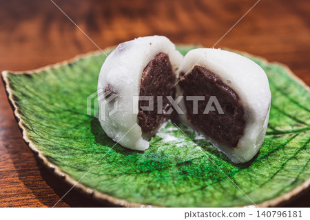 Japanese wagashi, delicious mame daifuku Japanese wagashi, delicious mame daifuku 140796181