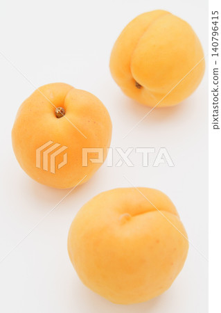 Apricot fruit Apricot fruit 140796415