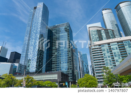 Toronto's streets Toronto's streets 140797807