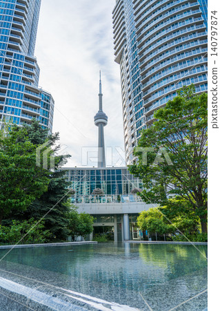 Toronto's streets Toronto's streets 140797874