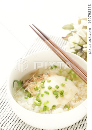 Tofu rice porridge Tofu rice porridge 140798358