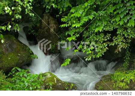 A clear stream after the rain - Iharayama, Itoshima City - Scenery A clear stream after the rain - Iharayama, Itoshima City - Scenery 140798632