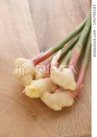 Leaf ginger Leaf ginger 140799187