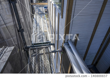 獨立式住宅外牆翻新工程-二樓外牆 獨立式住宅外牆翻新工程-二樓外牆 140800837