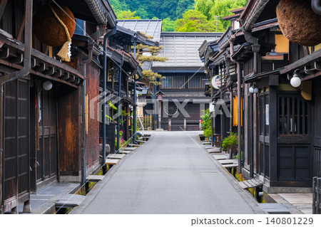 飛Tak高山的老城鎮景觀 飛Tak高山的老城鎮景觀 140801229