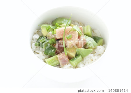 Tuna and avocado poke bowl 140801414