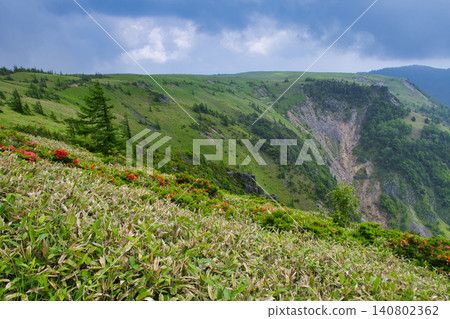 【長野縣】從美之原高原大賀頭附近看到的夏季景色 【長野縣】從美之原高原大賀頭附近看到的夏季景色 140802362