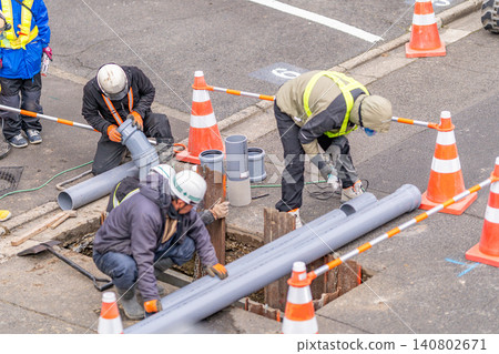Road excavation, sewer laying and repair work, earth retention, sheet piles, lifelines, resin pipes, reinforced plastic pipes, FRPM pipes, PVC pipes Road excavation, sewer laying and repair work, earth retention, sheet piles, lifelines, resin pipes, reinforced plastic pipes, FRPM pipes, PVC pipes 140802671