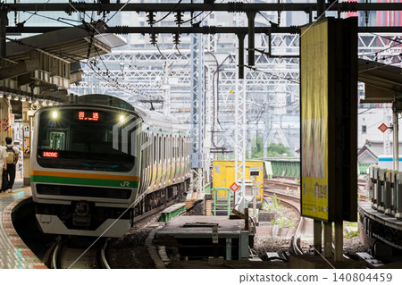 【東海道線】空車駛過新橋站 【東海道線】空車駛過新橋站 140804459