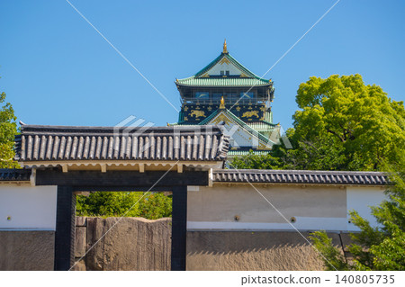 Osaka Castle Fresh Green Osaka Castle Fresh Green 140805735
