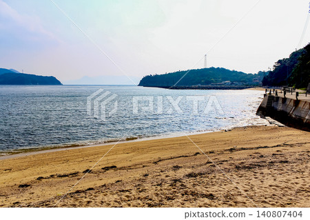 [Kagawa] Summer on Ogijima Island: The fishing port at the southern tip 140807404