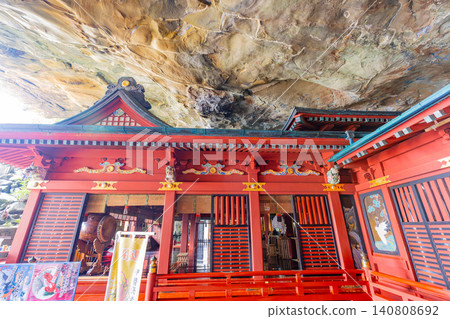 [Miyazaki Prefecture] Udo Shrine: Main sanctuary inside a cave 140808692