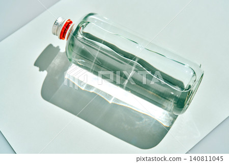 Glass bottle containing alkaline hydrogen water Glass bottle containing alkaline hydrogen water 140811045