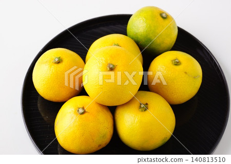 Sweet early-ripening mandarins Sweet early-ripening mandarins 140813510