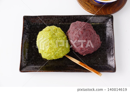 Anko (sweet red bean paste) and Zunda mochi (sweet edamame paste rice cake) Anko (sweet red bean paste) and Zunda mochi (sweet edamame paste rice cake) 140814619